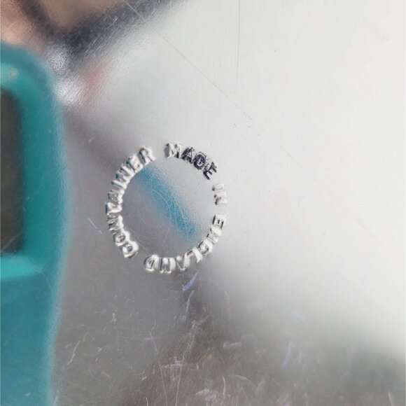 Vintage Round Biscuit Tin Embossed Floral Pattern 6.5” 1960's England - Picture 9 of 12